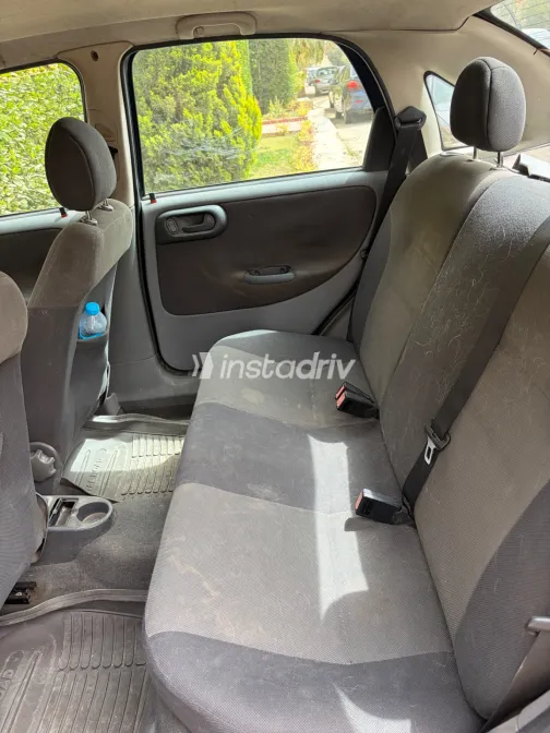 اوبل كورسا 2006 أبيض مستعملة للبيع - 6