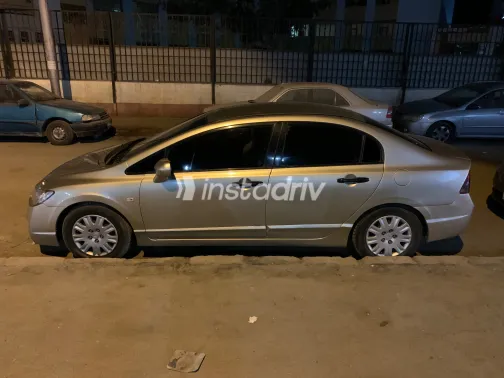 Honda Civic 2007 White Used for Sale - 3