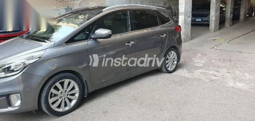 Kia Carens 2015 Silver Used for Sale - 3