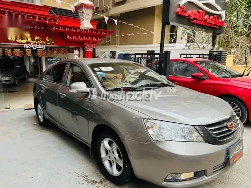 جيلي امجراند 2015 ذهبي مستعملة للبيع - 3