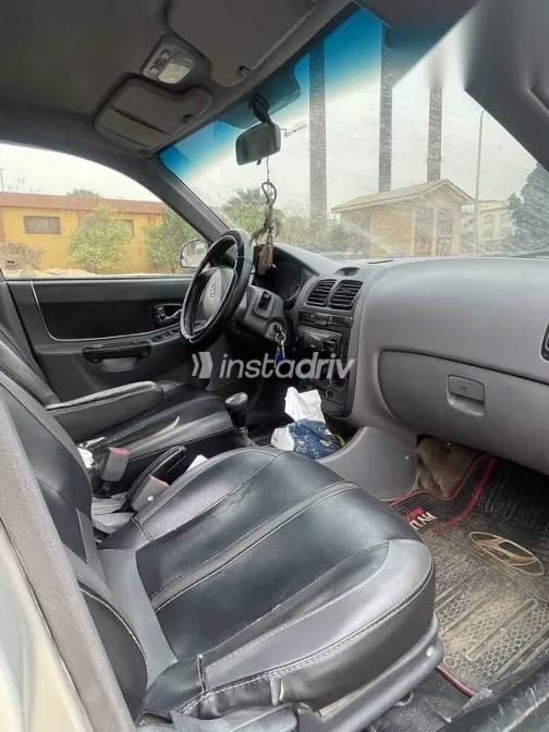 هيونداي فيرنا 2016 فضي مستعملة للبيع - 10