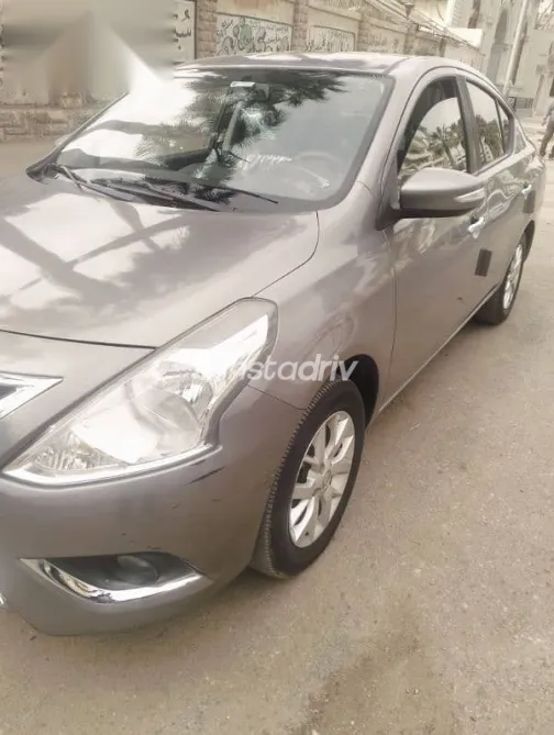 Nissan Sunny 2023 Gray Used for Sale - 4