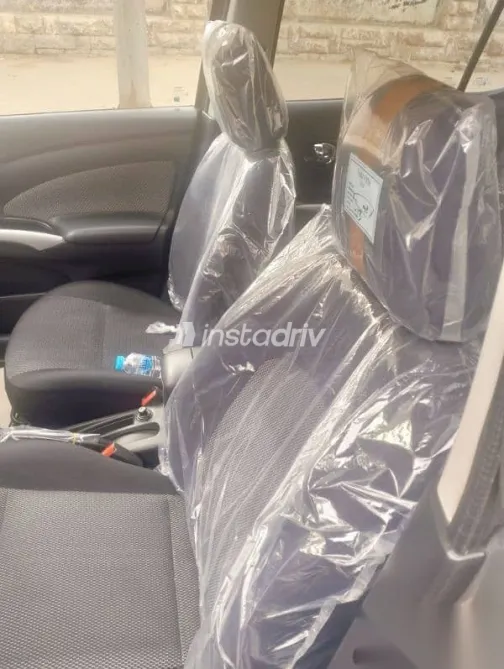 Nissan Sunny 2023 Gray Used for Sale - 8