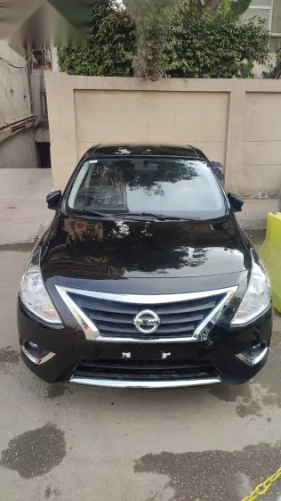 نيسان صنى 2026 أسود جديدة للبيع