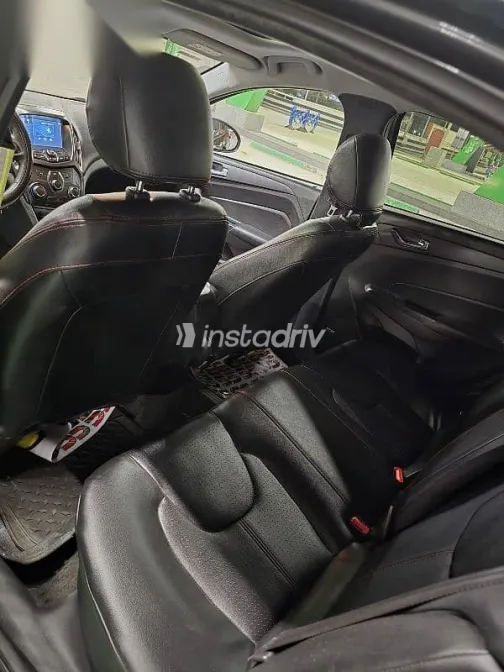 شيرى اريزو 3 2021 فضي مستعملة للبيع - 7