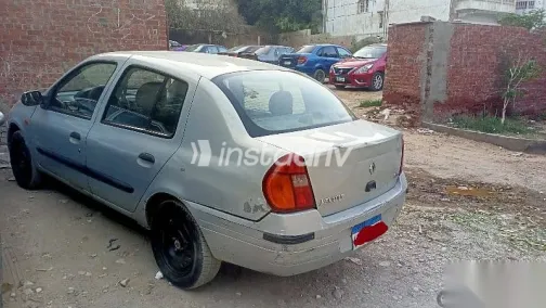 رينو كليو 2001 فضي مستعملة للبيع - 2