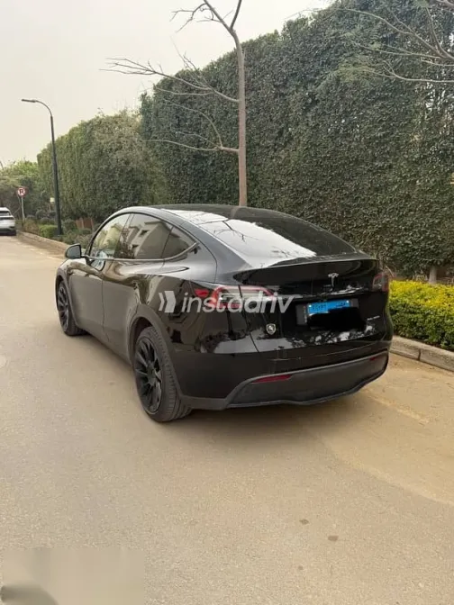 Tesla Model 3 2023 Black Used for Sale - 3