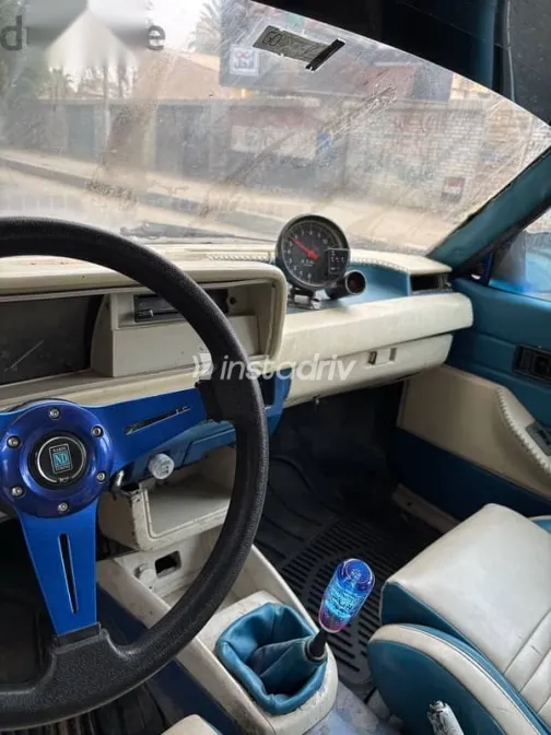 مازدا 323 1981 أزرق غامق مستعملة للبيع - 4