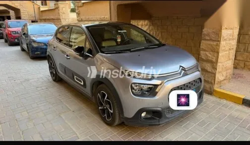 سيتروين C3 2022 رمادي مستعملة للبيع - 3