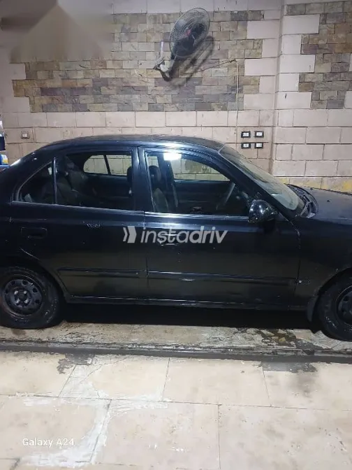 Hyundai Verna 2014 Black Used for Sale - 2