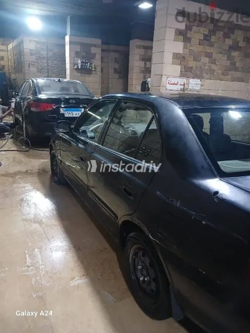 Hyundai Verna 2014 Black Used for Sale - 5