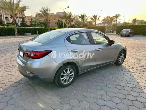 مازدا 2 2017 أبيض مستعملة للبيع - 3