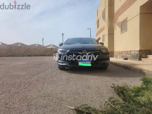 اوبل أنسيجنيا 2020 أزرق غامق مستعملة للبيع - 1