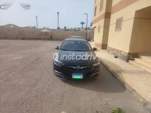 اوبل أنسيجنيا 2020 أزرق غامق مستعملة للبيع - 2