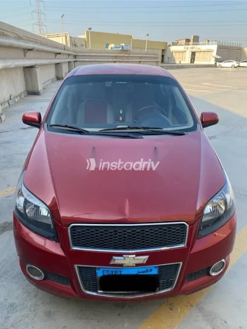 Chevrolet Aveo 2015 Red Used for Sale - 3