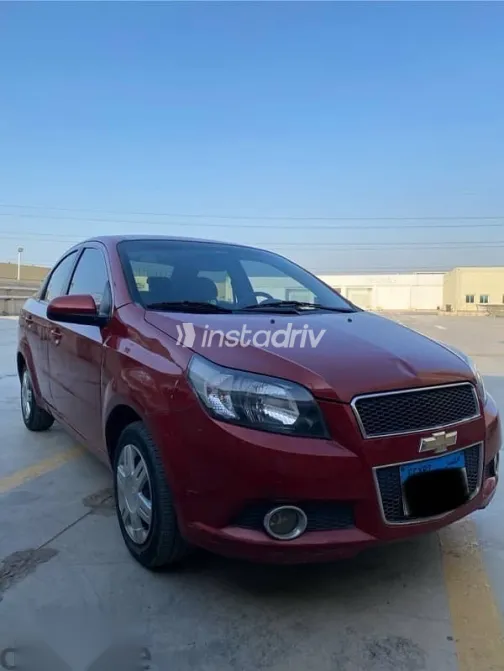 Chevrolet Aveo 2015 Red Used for Sale - 4