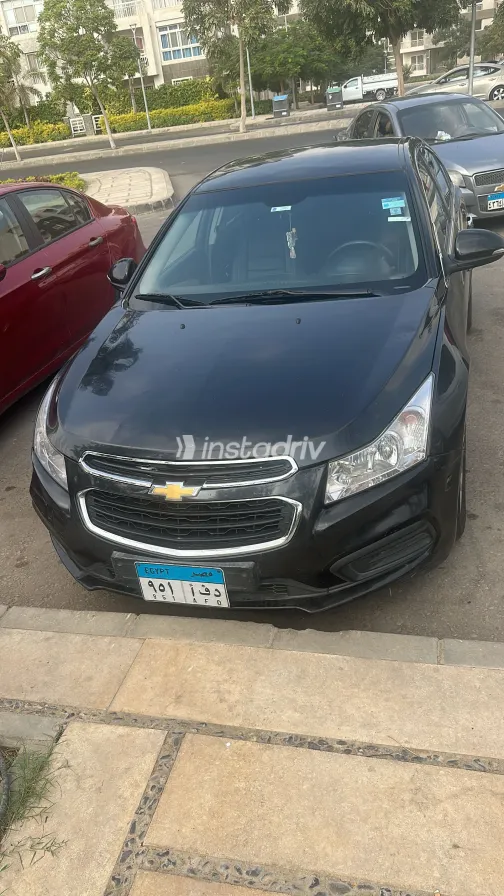 Chevrolet Cruze 2016 White Used for Sale - 3