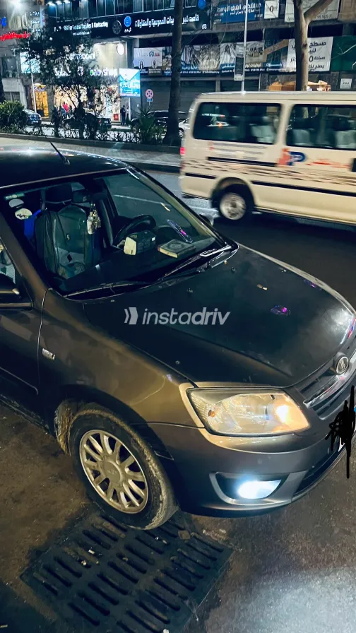 لادا جرانتا 2017 أبيض مستعملة للبيع - 8