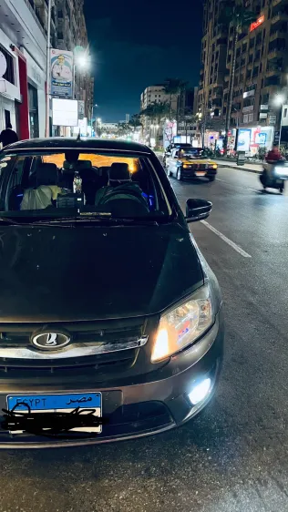 لادا جرانتا 2017 أبيض مستعملة للبيع