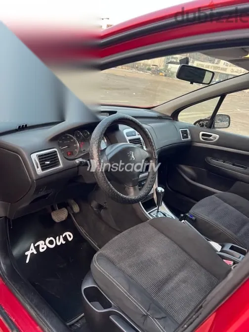 Peugeot 307 2008 Red Used for Sale - 4