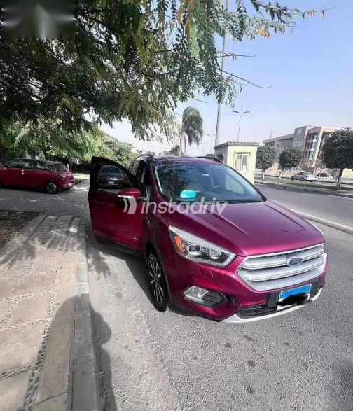 فورد كوجا 2017 أحمر مستعملة للبيع - 4
