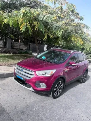 فورد كوجا 2017 أحمر مستعملة للبيع