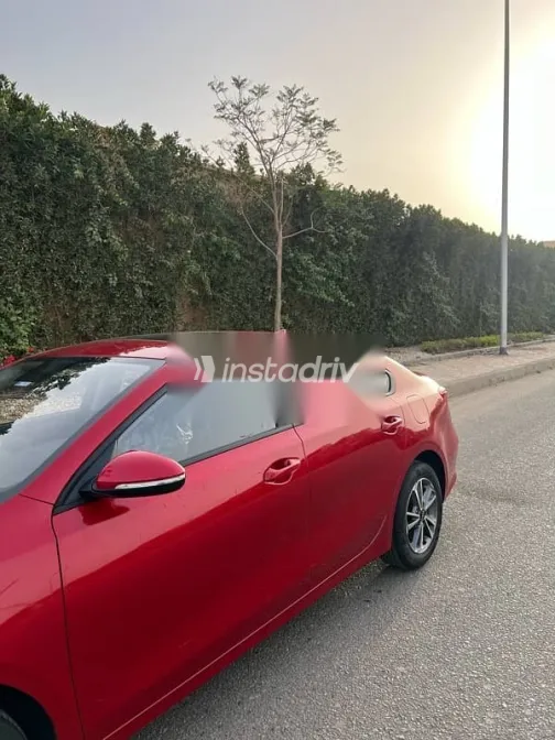 كيا سيراتو 2022 أحمر مستعملة للبيع - 1