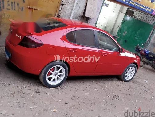 بروتون جين 2 2012 أحمر مستعملة للبيع - 6