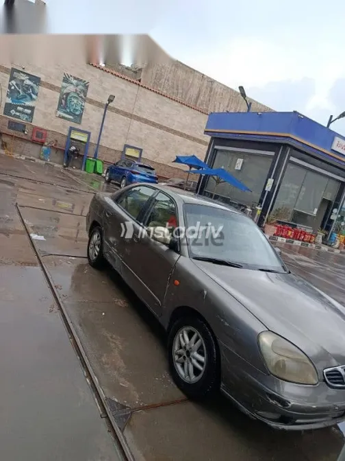 Daewoo Nubira 2000 Gray Used for Sale - 2