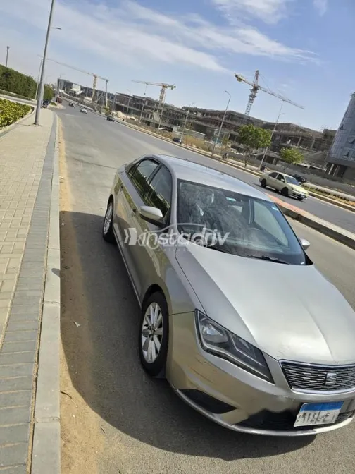 سيات توليدو 2018 شامبين مستعملة للبيع - 2