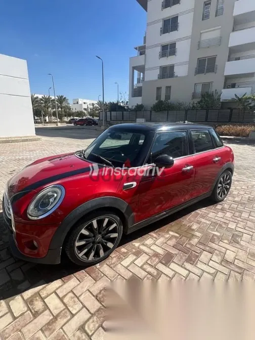 مينى كوبر 2017 أحمر مستعملة للبيع - 2