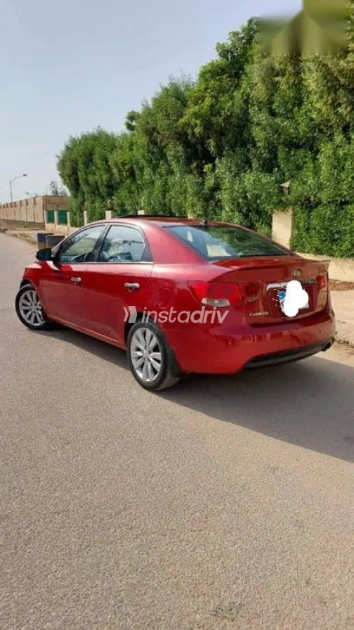 Kia Cerato 2010 Red Used for Sale - 1