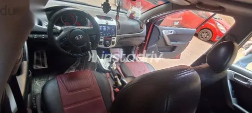 Kia Cerato 2010 Red Used for Sale - 2