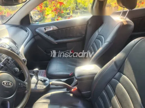 كيا سيراتو 2010 رمادي مستعملة للبيع - 4