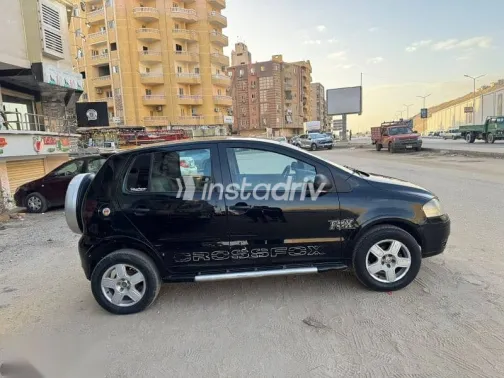 فولكس فاغن كروس 2006 أسود مستعملة للبيع - 6
