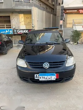 فولكس فاغن كروس 2006 أسود مستعملة للبيع