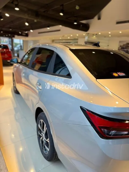 شيفروليه أوبترا 2026 فضي جديدة للبيع - 2