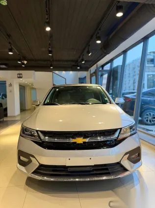 شيفروليه أوبترا 2026 فضي جديدة للبيع