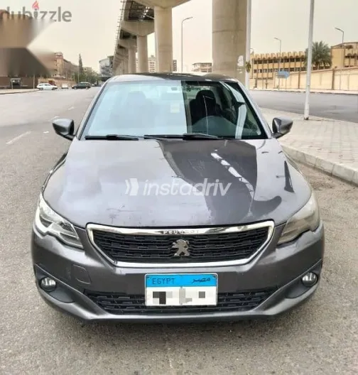 بيجو 301 2022 رمادي مستعملة للبيع - 1