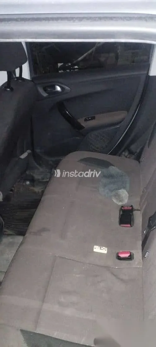 Peugeot 2008 2015 Silver Used for Sale - 6