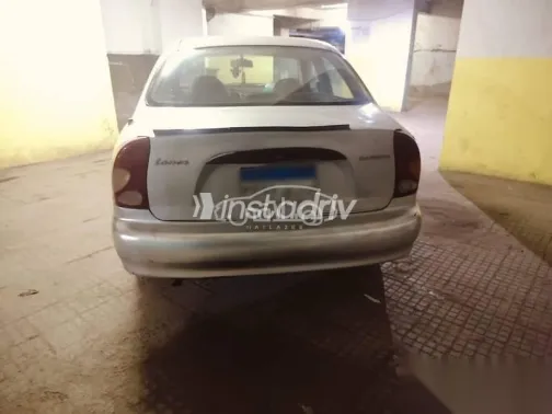 دايو لانوس 2006 فضي مستعملة للبيع - 4