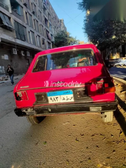 فيات 128 1980 أحمر مستعملة للبيع - 2