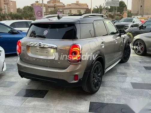 مينى كانترى مان 2018 فضي مستعملة للبيع - 2