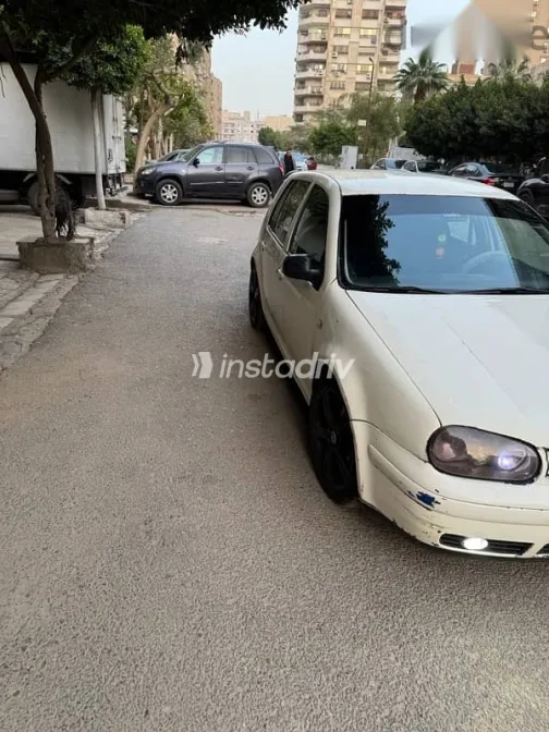 Volkswagen Golf 1999 White Used for Sale - 1