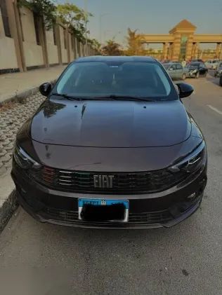 فيات تيبو 2021 بني مستعملة للبيع