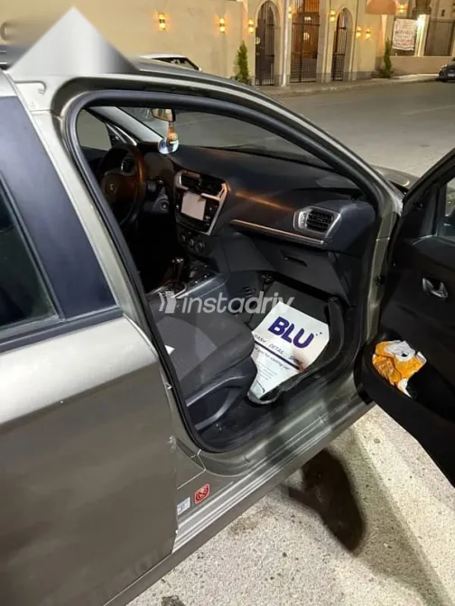 بيجو 301 2014 ذهبي مستعملة للبيع - 5