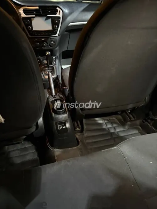 بيجو 301 2014 ذهبي مستعملة للبيع - 7