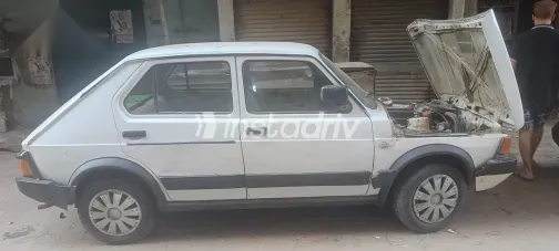 فيات 127 1984 أبيض مستعملة للبيع - 2