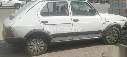 فيات 127 1984 أبيض مستعملة للبيع - 4