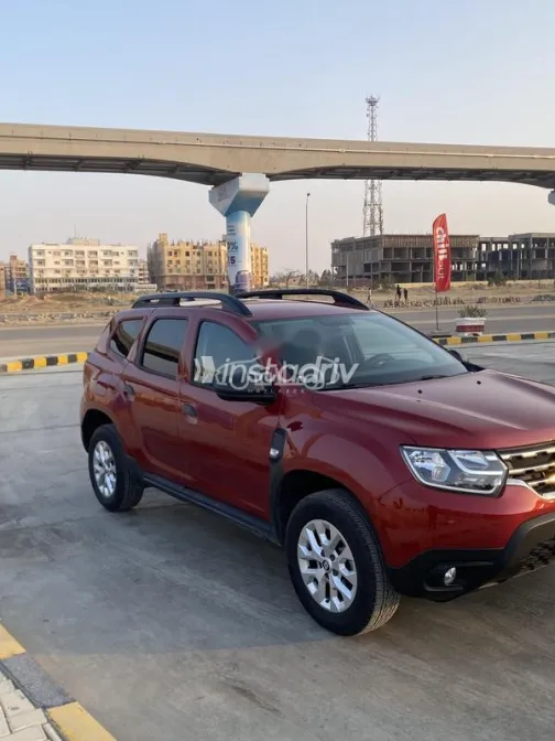 رينو داستر 2023 أبيض مستعملة للبيع - 4